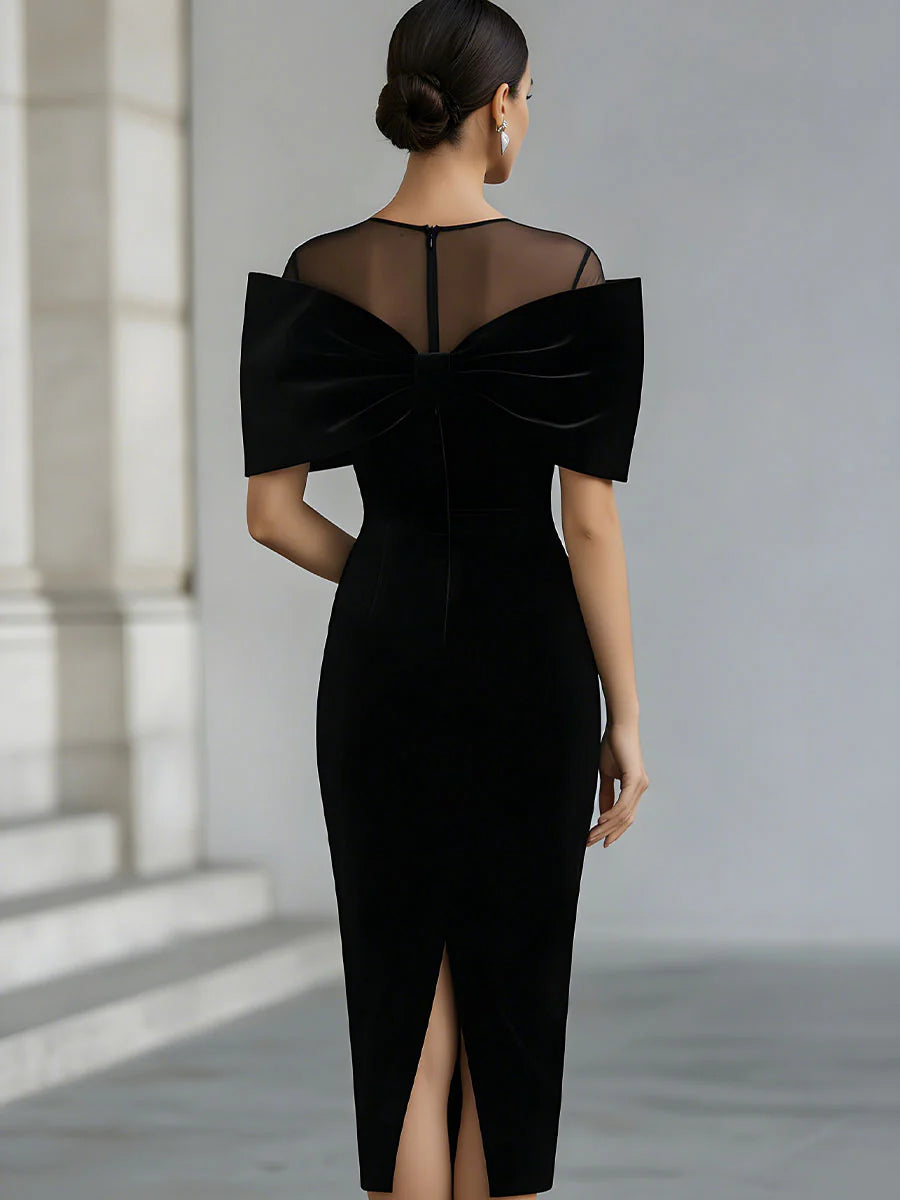 Cintia Vestido Midi Dramático de Terciopelo Negro con Lazo