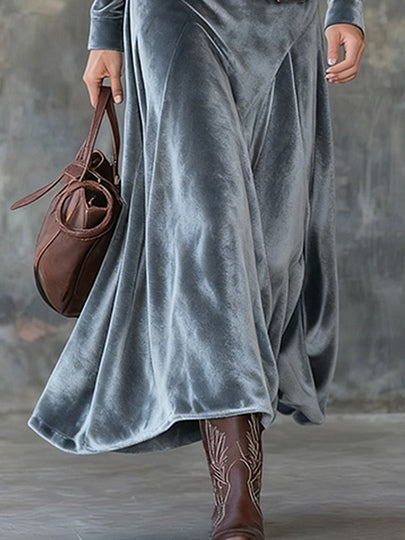 Penelope Vestido Largo de Terciopelo Gris con Solapa y Botones Metálicos (con cinturón)