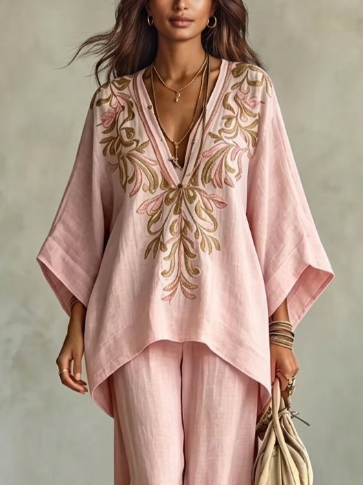 Lucía Conjunto de Dos Piezas Camisa Rosa Bordada Manga Murciélago y Pantalón Ancho