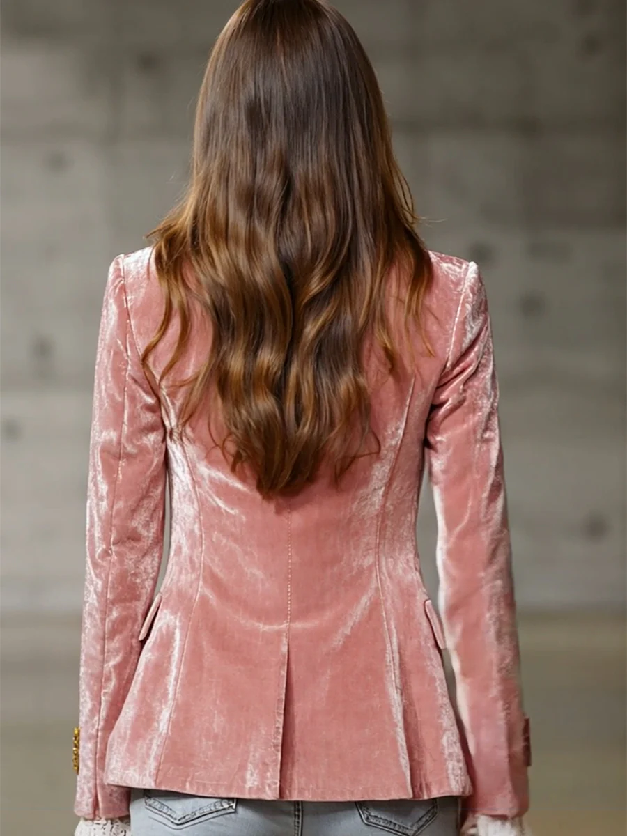 Zaira Blazer Retro de Terciopelo Rosa con Botones Dorados