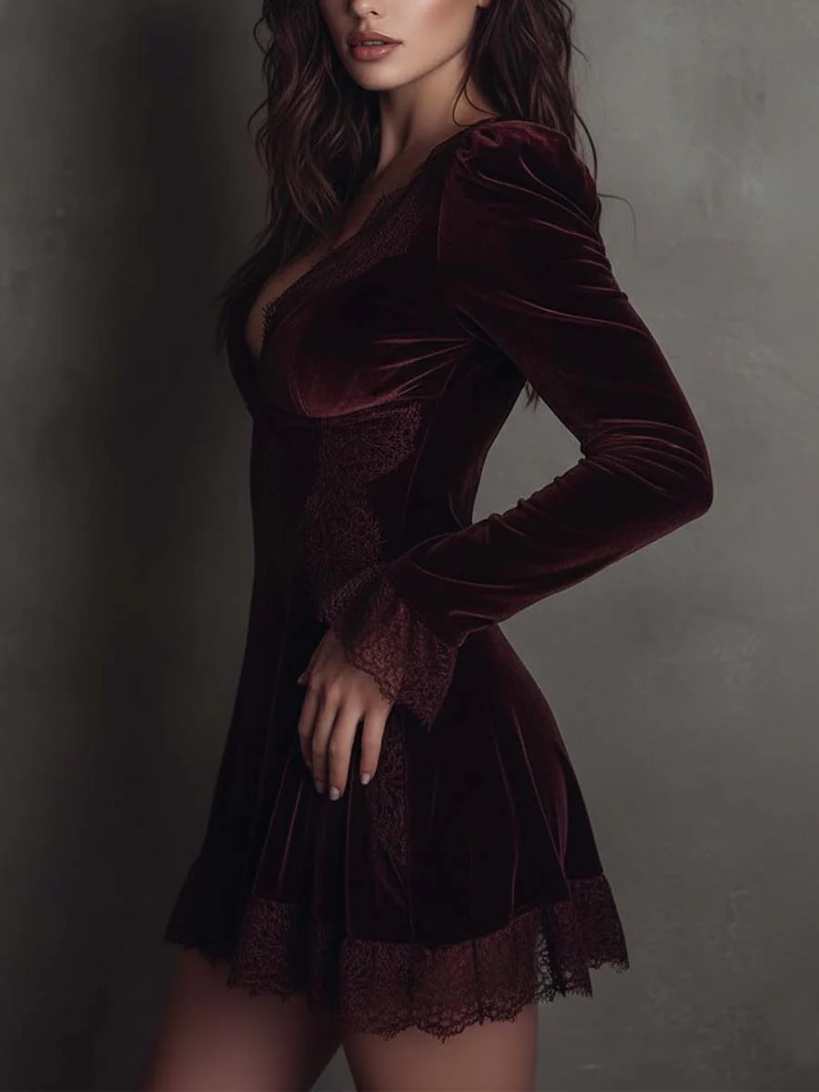 Julia Vestido Corto de Terciopelo Burdeos con Ribete de Encaje y Cuello en V