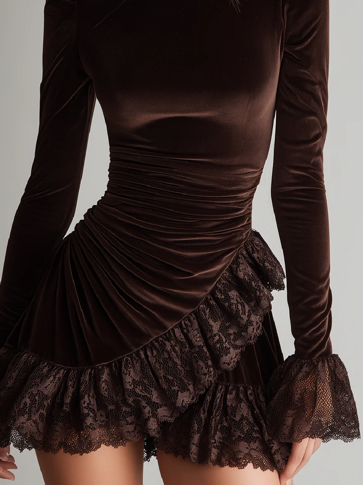 Freya Vestido Mini de Terciopelo Marrón con Volantes de Encaje